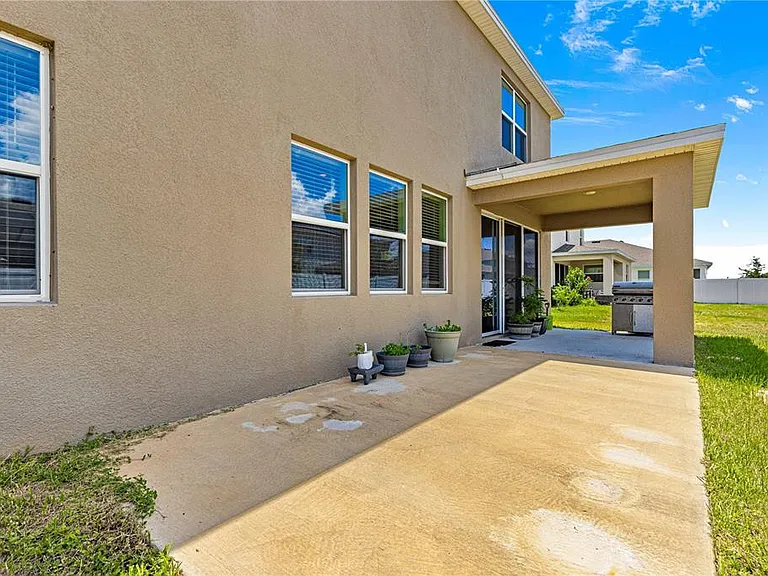 8142 SW 59th Ave — Photo 46