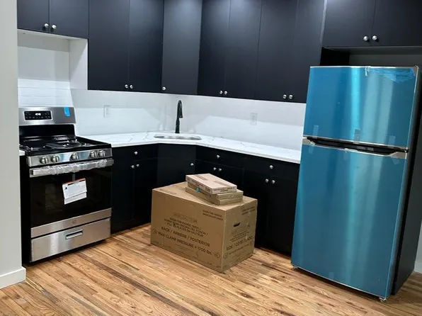 212 Beach 91st St #3, Far Rockaway, NY 11693