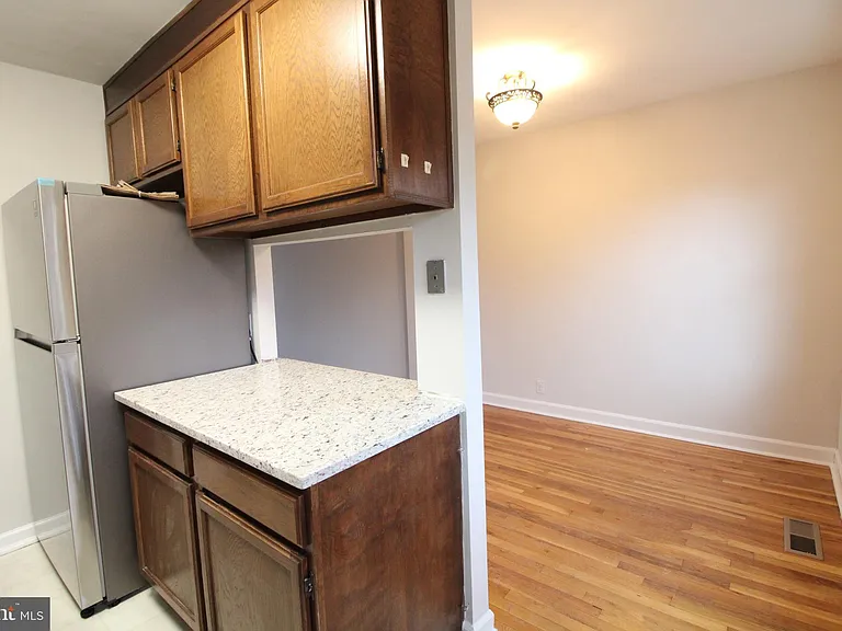 3339 S Stafford St — Photo 9