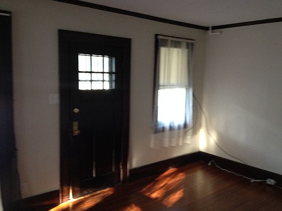 5th image of 333 Yale Ave