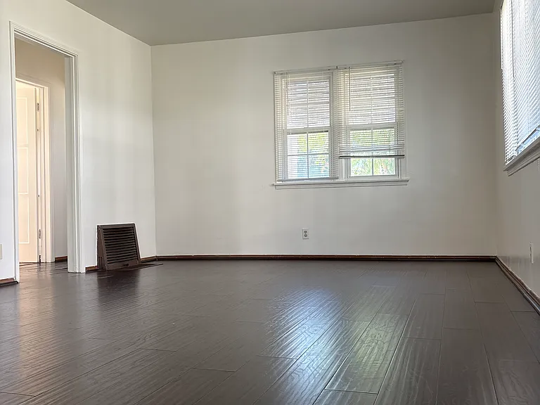 1712 Huntington Dr #A — Photo 6