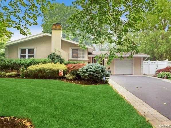 3 Fuller Street, Dix Hills, NY 11746