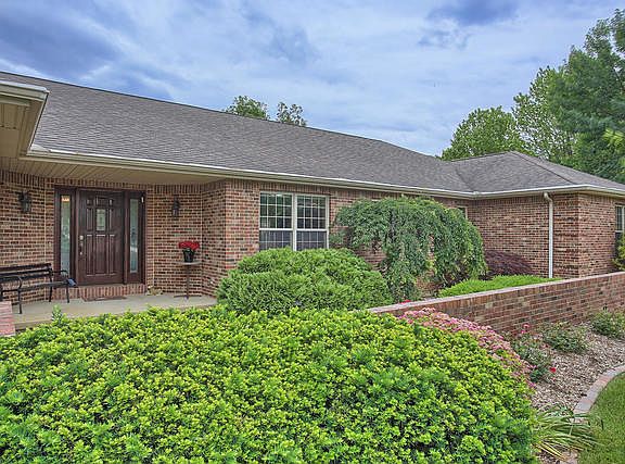 3rd image of 2408 Walden Woods Ct
