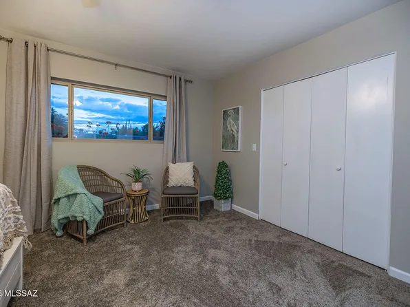 9011 E Sierra St, Tucson, AZ 85710
