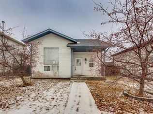 4 E Hagerman Rd, Sylvan Lake, AB T4S 2K3