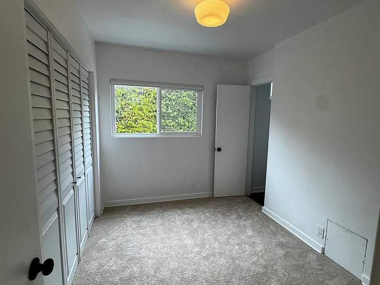 2125 Las Colinas Ave #2125 — Photo 12