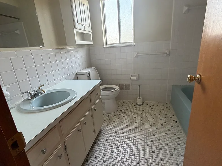 29245 Hufford Rd #5 — Photo 6