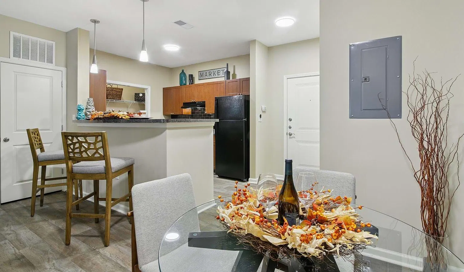 Seven Springs Apartments — Photo 4