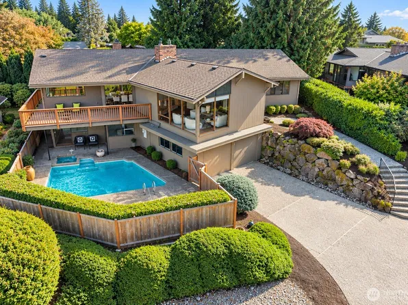 5802 111th Avenue SE, Bellevue, WA 98006