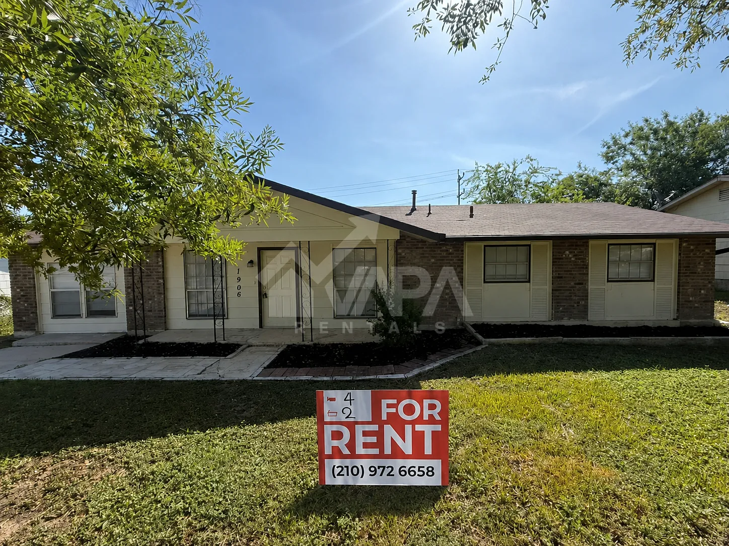 4 bed, 1475 sqft, $2,200 — Photo 1