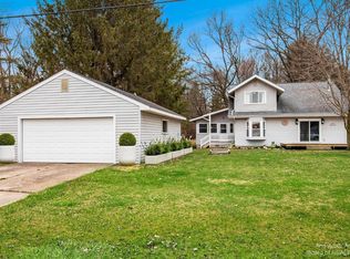 1125 Sarah Rd, Pinckney, MI 48169