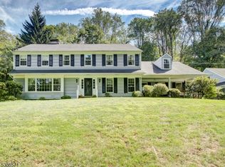 82 Roxiticus Rd, Far Hills, NJ 07931