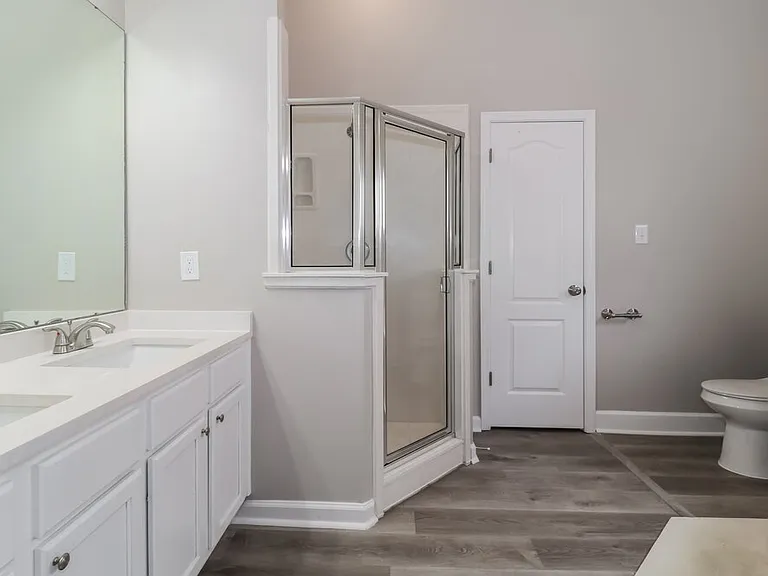 8645 Valmont Cir — Photo 11