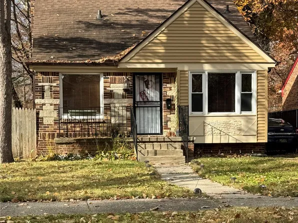 16165 W Parkway St, Detroit, MI 48219