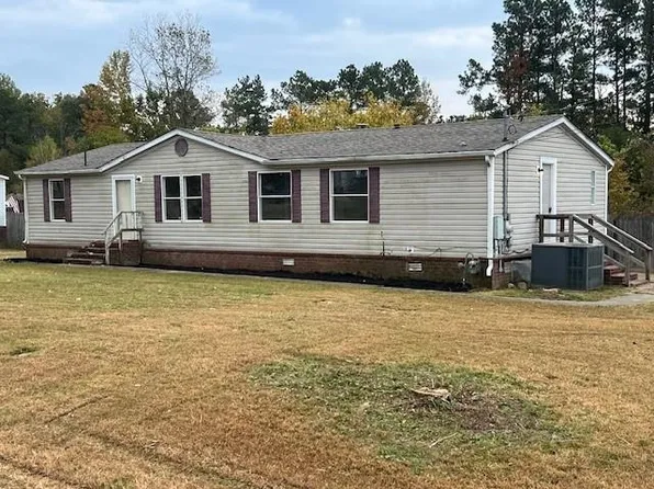 61 Queensberry Dr, Atoka, TN 38004