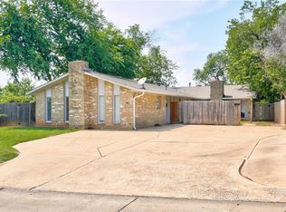 801 Drake Dr, Norman, OK 73071