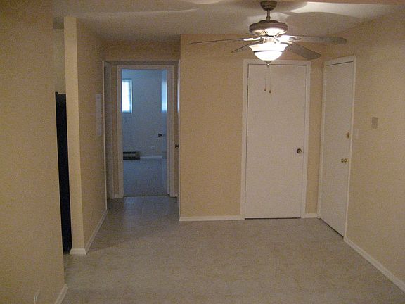 4th image of 4018 Bonhill Dr APT 1A