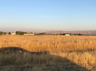 17503 N Patricia Rd, Prosser, WA 99350