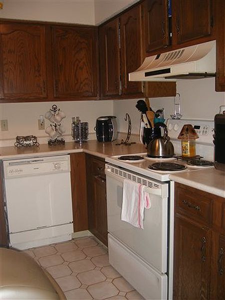 4th image of 4057 CHAUCER Place