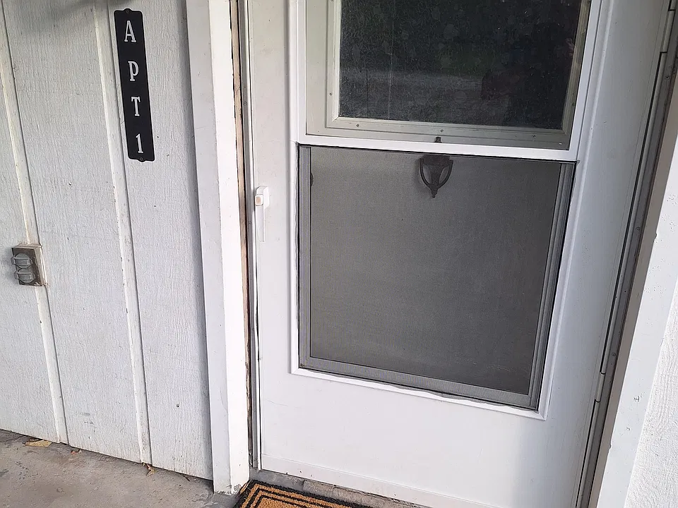 102 S Minier Ave #1
