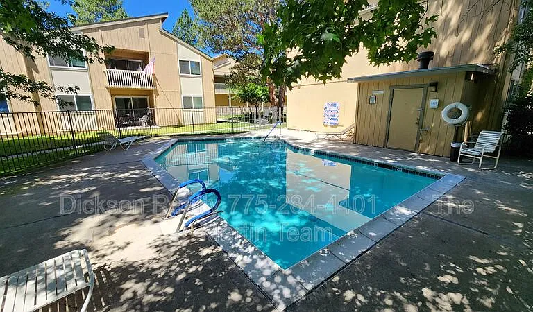 2300 Dickerson Rd #16 — Photo 17