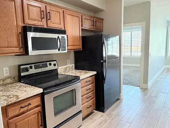 2nd image of 420 W 1st Street #214