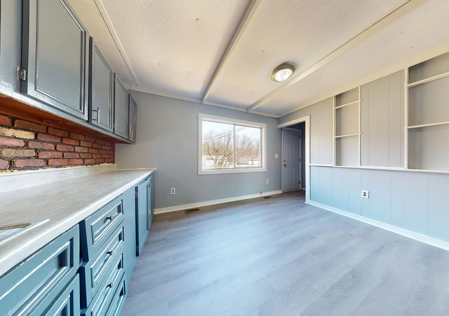 Coming soon-Madison Schools, 3 Bedroom Ranch! — Photo 4