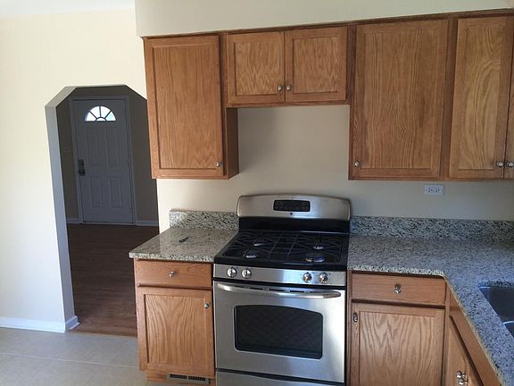 3rd image of 111 Ogden Ave