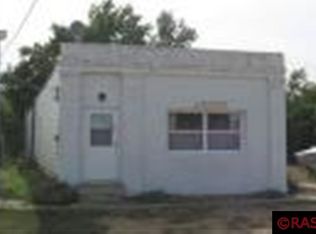 209 Railroad St, Lake Crystal, MN 56055