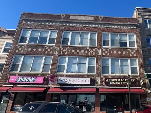 153 Bank Street, New London, CT 06320