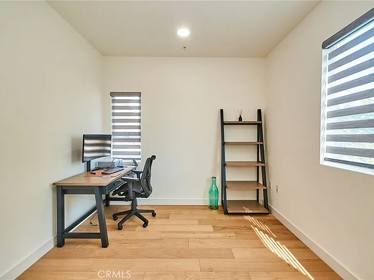 820 S Wilton #304 — Photo 27