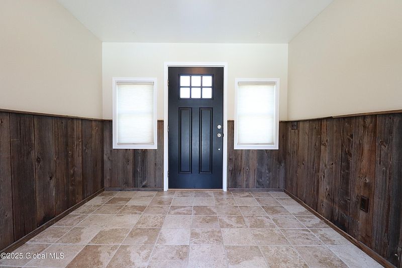 5th image of 105 Fort Hunter Road
