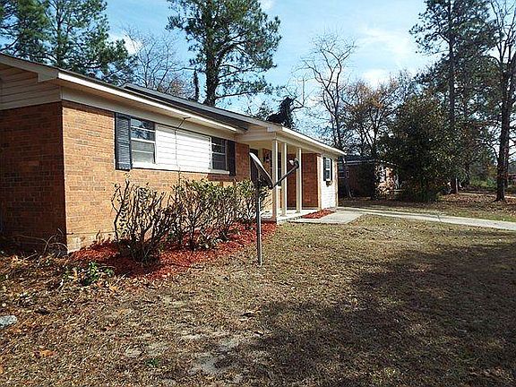 2nd image of 2905 Cumberland Dr