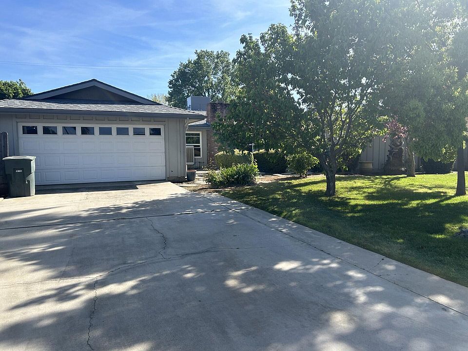 1st image of 3529 W Iris Avenue