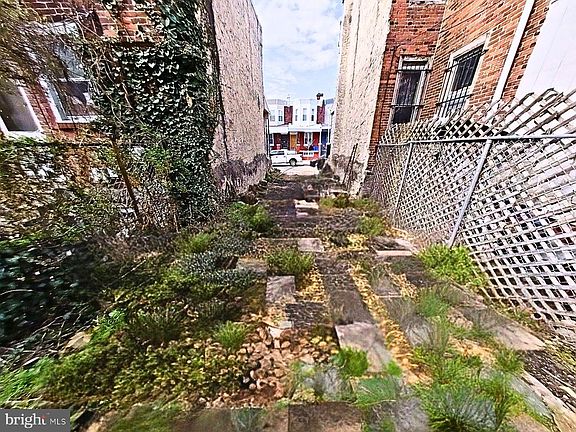 4th image of 927 S Conestoga St