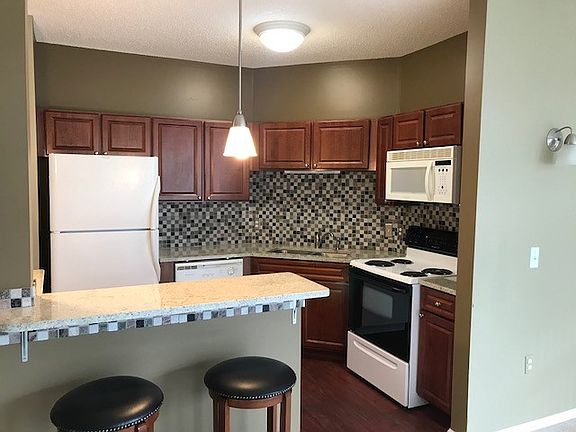2nd image of 649 Old Highway 8 NW APT 115