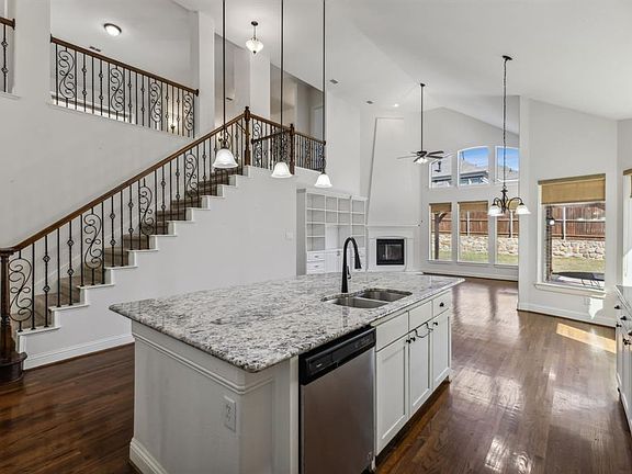 3rd image of 7704 Choctaw Ln