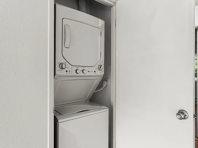 Streamline your chores with this space-saving laundry unit. Streamline your chores with this space-saving laundry unit.