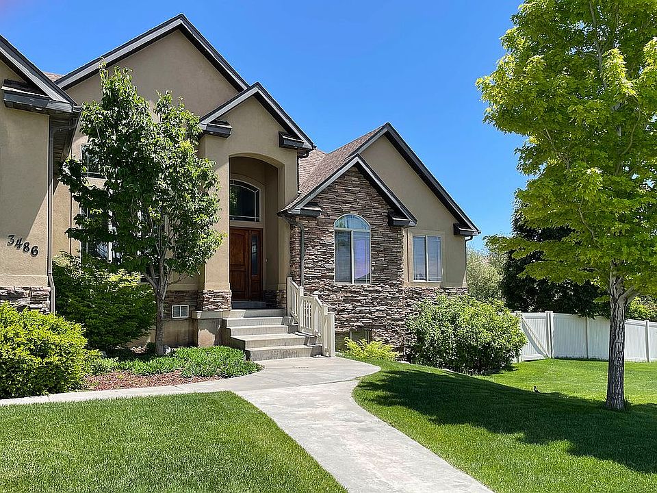 1st image of 3486 N Hillside Dr