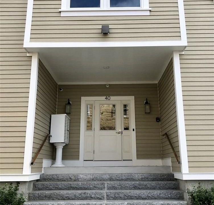 1st image of 40 Jones St APT 203