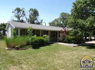 209 S Westview Rd, Mc Louth, KS 66054