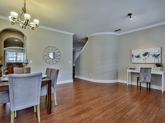 5th image of 312 Welbeck Pl