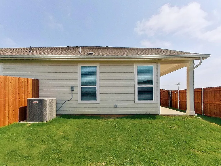 Hampton Villas — Photo 40