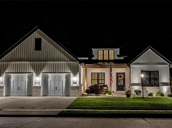 3102 Biloxi Dr, Glen Carbon, IL 62034