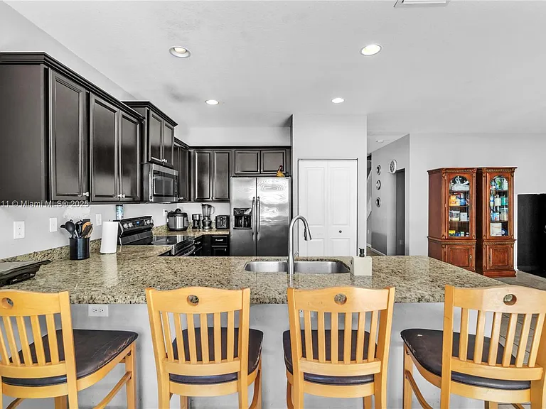 2190 SE 2nd St #2190 — Photo 20
