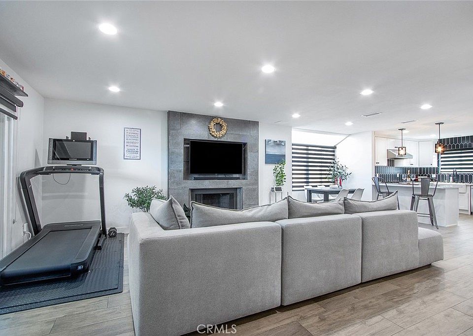 1st image of 614 E Workman St #8