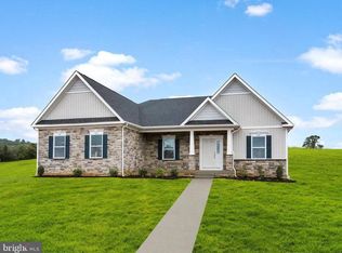 4 Hillsdale Dr, Fredericksburg, VA 22405