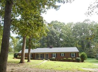 138 Woodvale Cir, Lincolnton, NC 28092