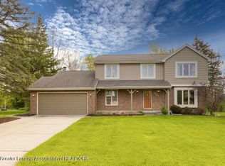 3574 E Hiawatha Dr, Okemos, MI 48864