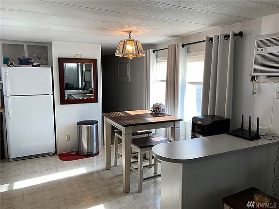 5th image of 1908 W Marina Dr Unit 8